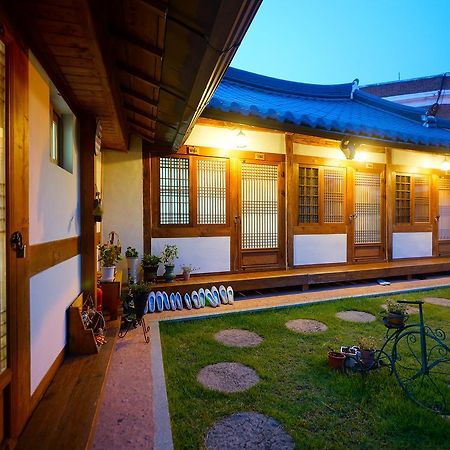 Hanok Dream Jeonju Zewnętrze zdjęcie